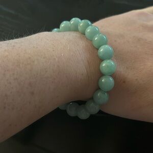 Elegant Green Beaded Bracelet